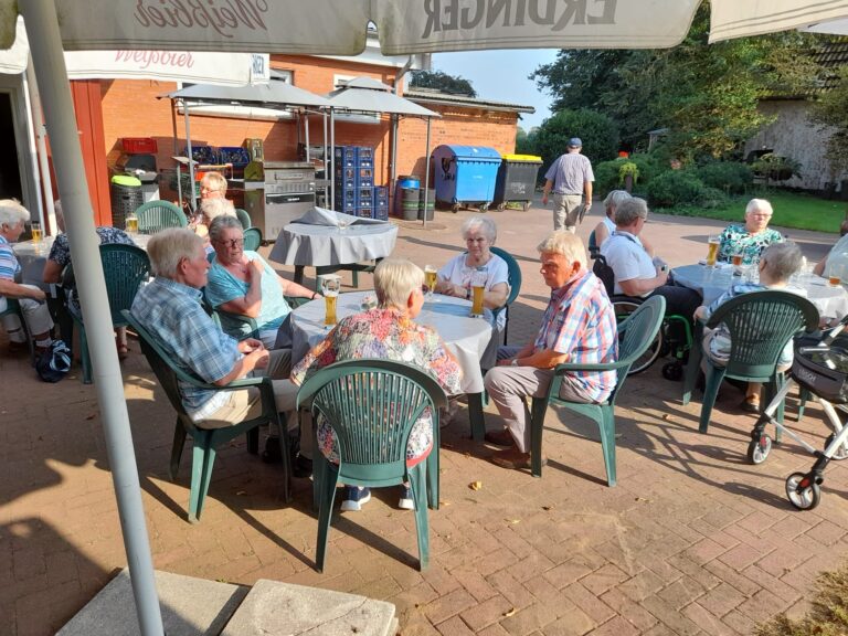 Mit dem SoVD, auf – zum Grillen nach Ridders !