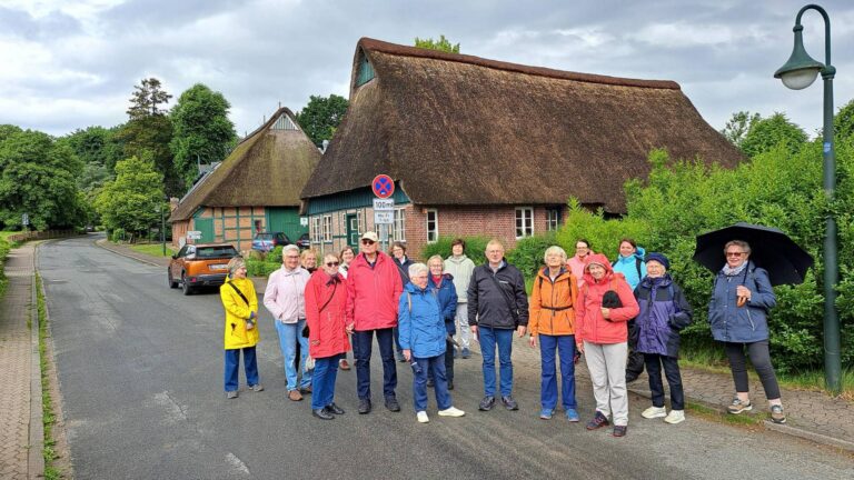 Rundgang und Besuch der „Alten Kate“ in Oelixdorf der Aktivgruppe des Ortverband Itzehoe